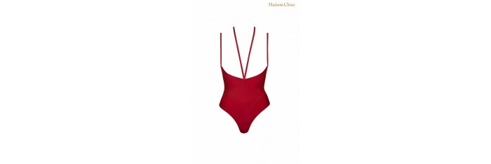 Body string seins nus rouge Le petit secret